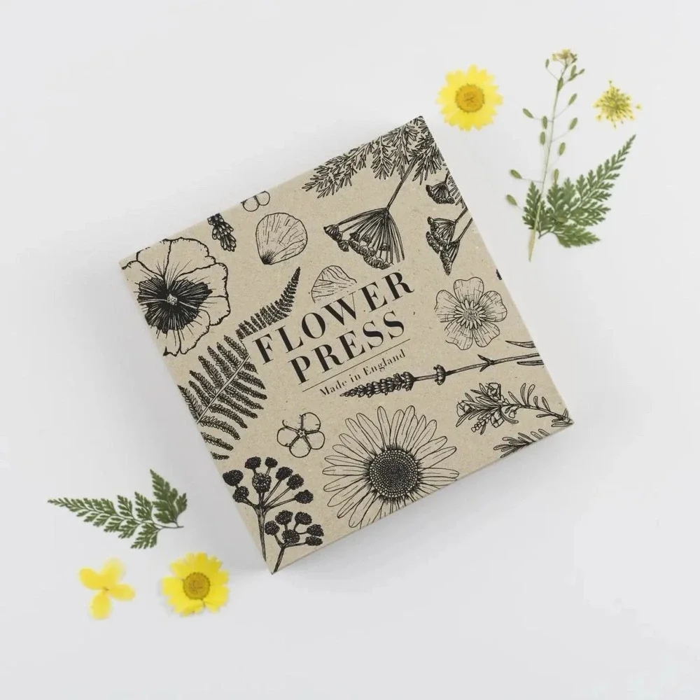 Flower Press Made In England Black‎ White Floral New Studio Wald 15 X 15 Cm